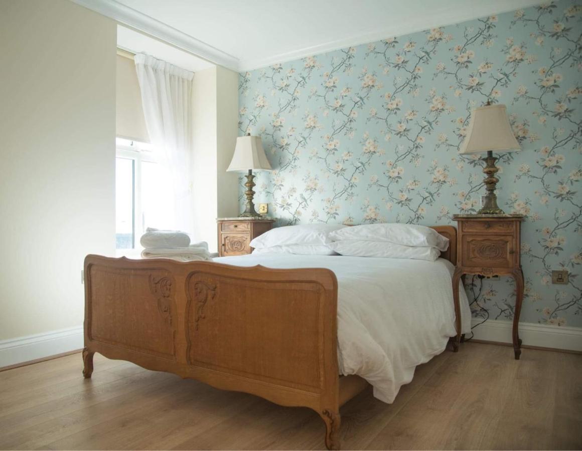 The Royal Bed and Breakfast Barmouth Eksteriør billede