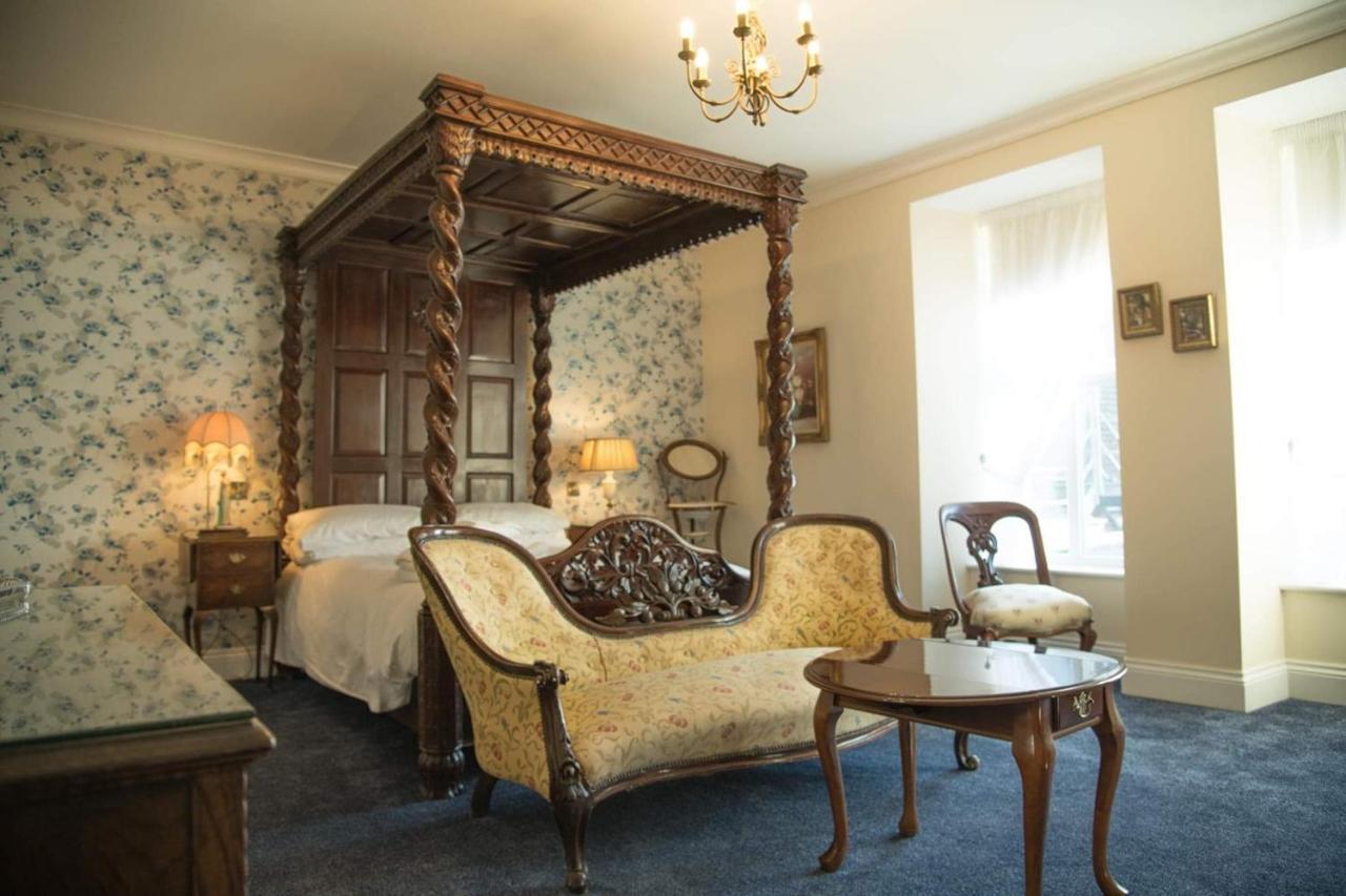 The Royal Bed and Breakfast Barmouth Eksteriør billede