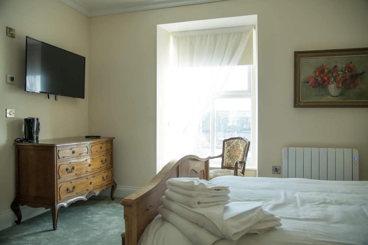 The Royal Bed and Breakfast Barmouth Eksteriør billede