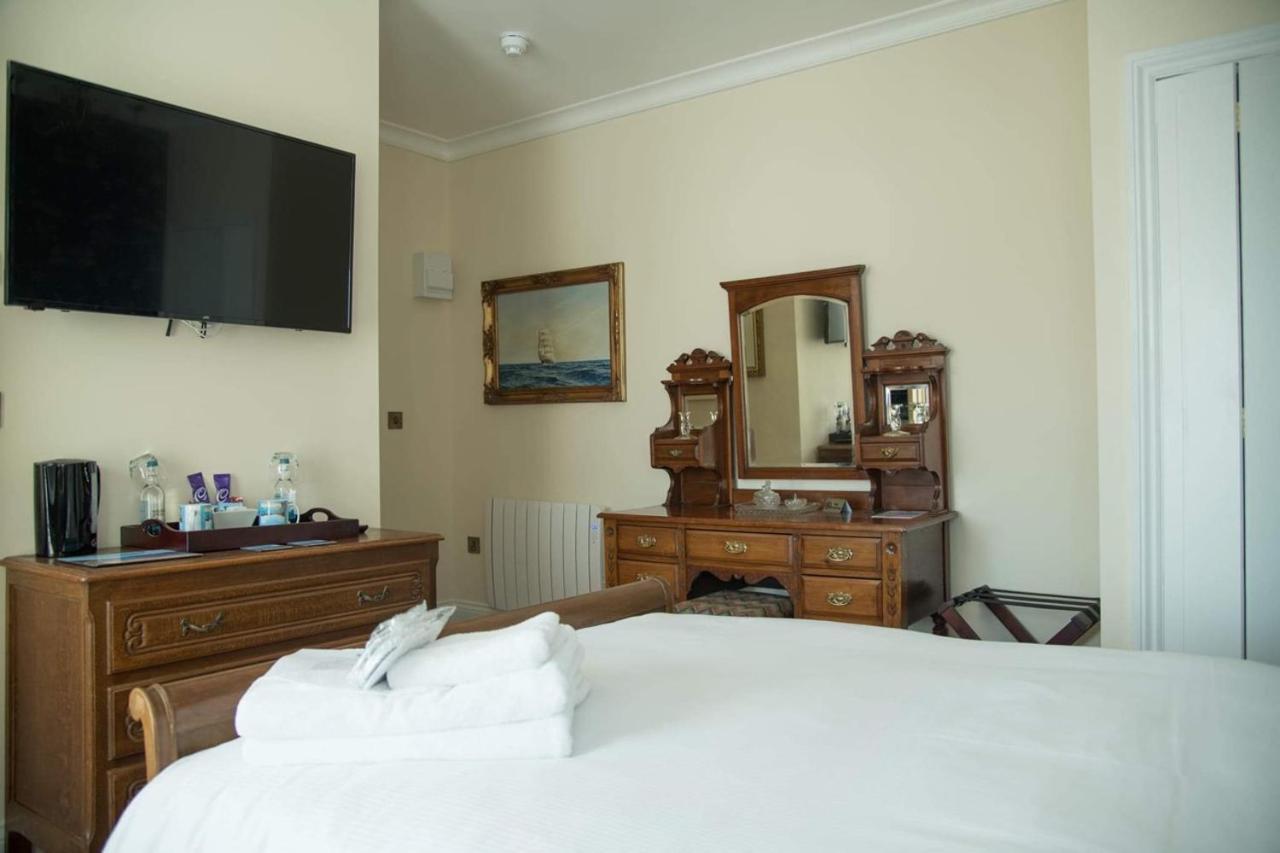The Royal Bed and Breakfast Barmouth Eksteriør billede