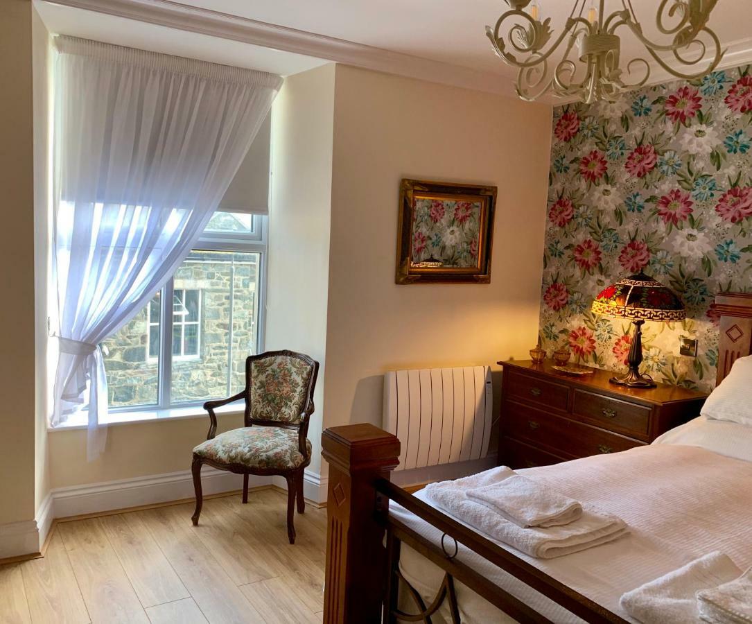 The Royal Bed and Breakfast Barmouth Eksteriør billede
